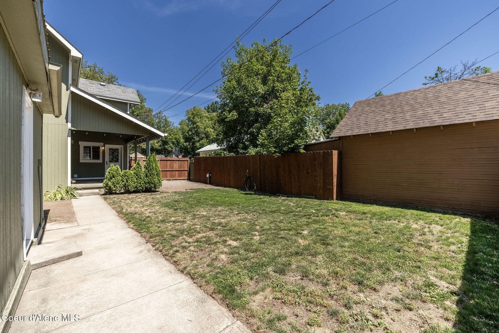 Coeur d'Alene, Idaho, 83814, United States, 3 Bedrooms Bedrooms, ,2.5 BathroomsBathrooms,Residential,Forsale,1913897