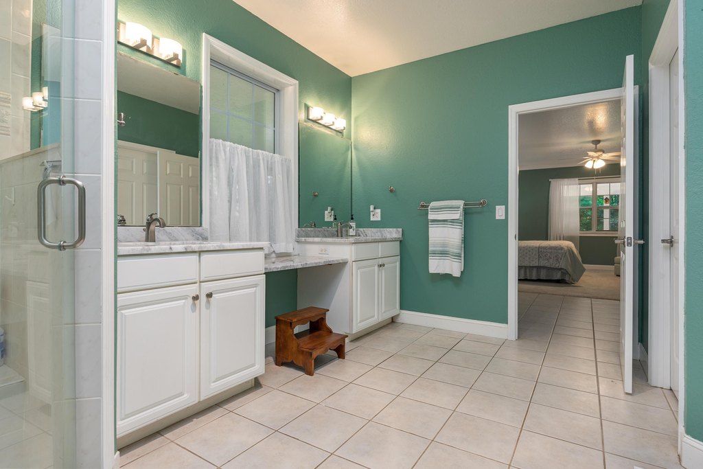 McDonald, Tennessee, 37353, United States, 4 Bedrooms Bedrooms, ,4 BathroomsBathrooms,Residential,Forsale,1922185