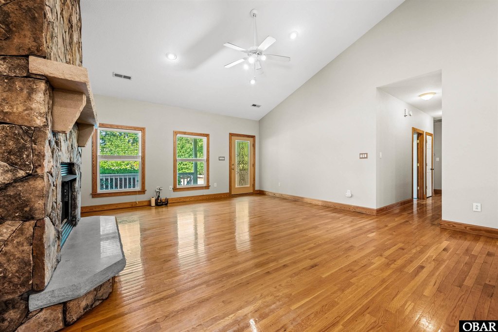 Kitty Hawk, North Carolina, 27949, United States, 4 Bedrooms Bedrooms, ,3 BathroomsBathrooms,Residential,Forsale,1914393