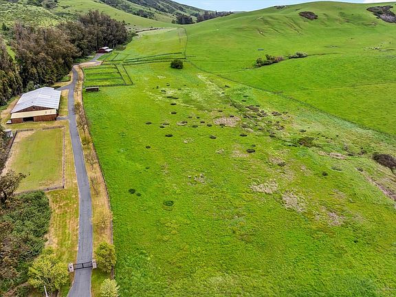 Petaluma, California, 94952, United States, 6 Bedrooms Bedrooms, ,5 BathroomsBathrooms,Residential,Forsale,1918976