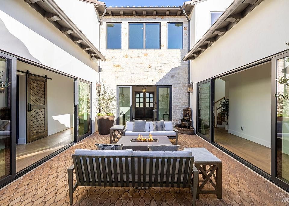 Santa Rosa, California, 95404, United States, 4 Bedrooms Bedrooms, ,6 BathroomsBathrooms,Residential,Forsale,1918981