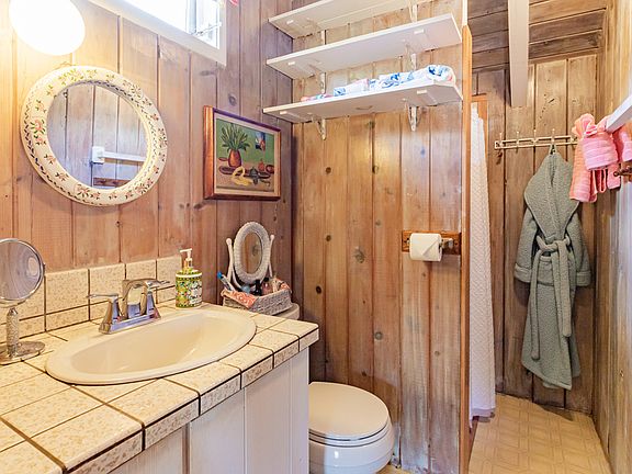 Volcano, Hawaii, 96785, United States, 3 Bedrooms Bedrooms, ,2 BathroomsBathrooms,Residential,Forsale,1929307