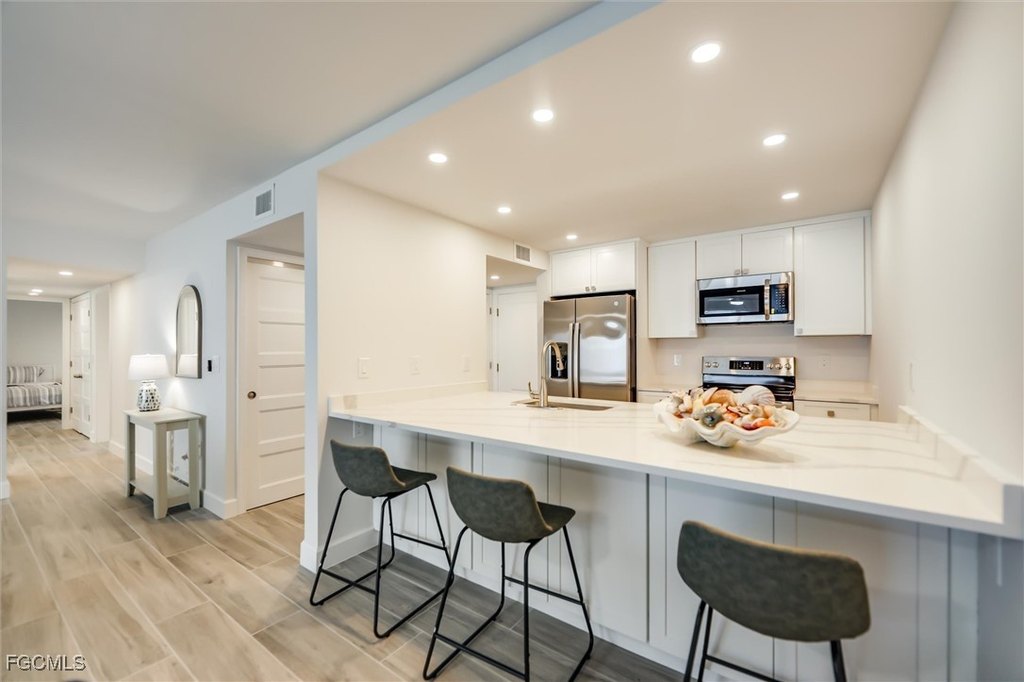 Sanibel, Florida, 33957, United States, 3 Bedrooms Bedrooms, ,2 BathroomsBathrooms,Residential,Forsale,1971954