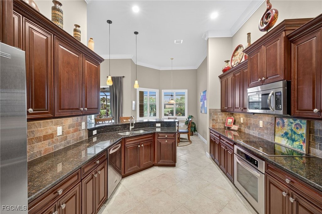 Fort Myers, Florida, 33913, United States, 3 Bedrooms Bedrooms, ,3.5 BathroomsBathrooms,Residential,Forsale,1971917