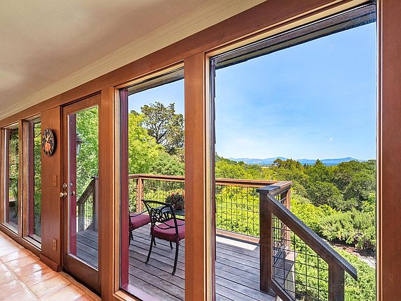 Sebastopol, California, 95472, United States, 2 Bedrooms Bedrooms, ,2 BathroomsBathrooms,Residential,Forsale,1997658