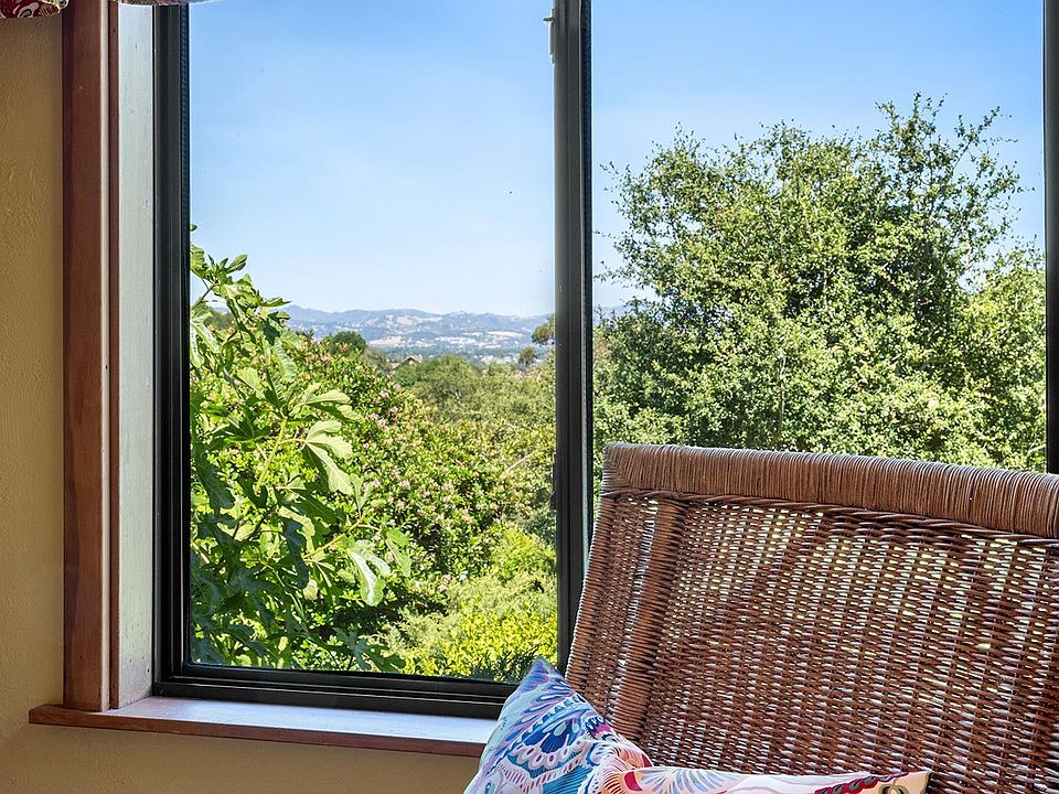 Sebastopol, California, 95472, United States, 2 Bedrooms Bedrooms, ,2 BathroomsBathrooms,Residential,Forsale,1997658