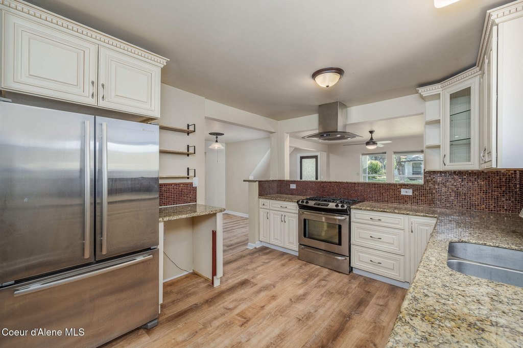 Coeur d'Alene, Idaho, 83814, United States, 3 Bedrooms Bedrooms, ,2.5 BathroomsBathrooms,Residential,Forsale,1913897