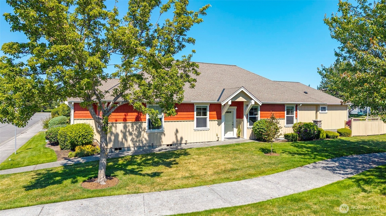 Oak Harbor, Washington, 98277, United States, 2 Bedrooms Bedrooms, ,2 BathroomsBathrooms,Residential,Forsale,1904629