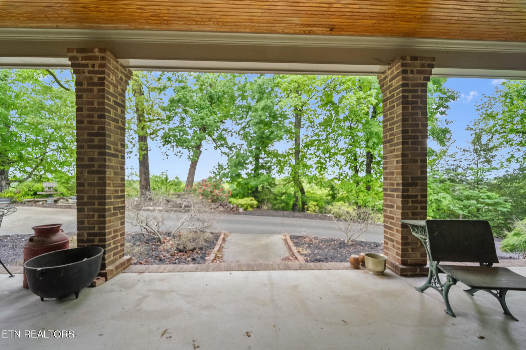 Sevierville, Tennessee, 37862, United States, 5 Bedrooms Bedrooms, ,4 BathroomsBathrooms,Residential,Forsale,1910169