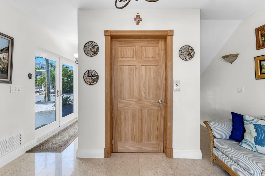 Key Largo, Florida, 33037, United States, 4 Bedrooms Bedrooms, ,3 BathroomsBathrooms,Residential,Forsale,1944412