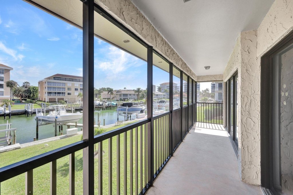 Marco Island, Florida, 34145, United States, 2 Bedrooms Bedrooms, ,2 BathroomsBathrooms,Residential,Forsale,1936194
