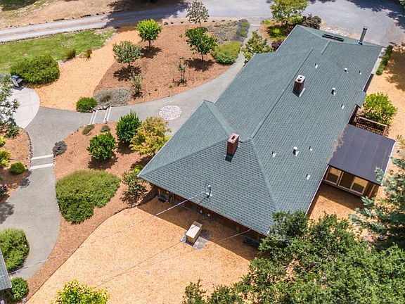 Sebastopol, California, 95472, United States, 5 Bedrooms Bedrooms, ,4 BathroomsBathrooms,Residential,Forsale,1918982