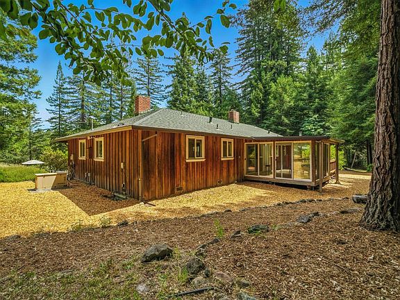 Sebastopol, California, 95472, United States, 5 Bedrooms Bedrooms, ,4 BathroomsBathrooms,Residential,Forsale,1918982