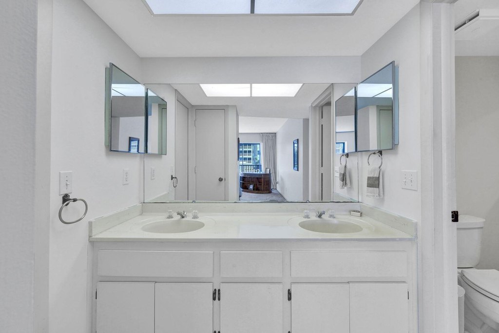 Marco Island, Florida, 34145, United States, 2 Bedrooms Bedrooms, ,2 BathroomsBathrooms,Residential,Forsale,1936194
