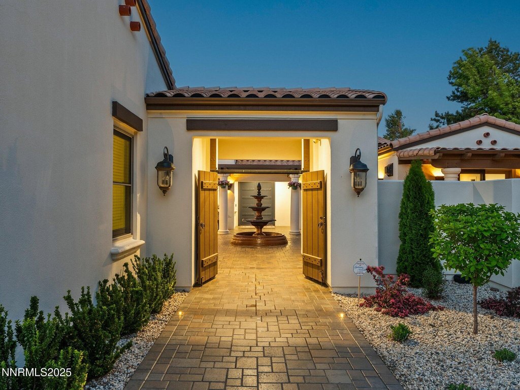Reno, Nevada, 89519, United States, 4 Bedrooms Bedrooms, ,3.5 BathroomsBathrooms,Residential,Forsale,1936772