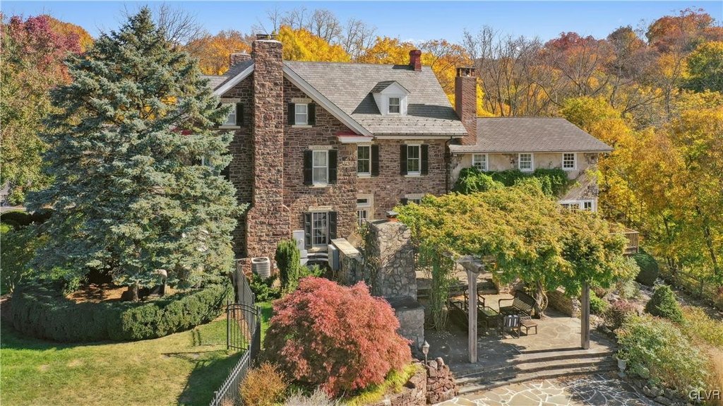 Springfield Twp, Pennsylvania, 18951, United States, 6 Bedrooms Bedrooms, ,4.5 BathroomsBathrooms,Residential,Forsale,2003974