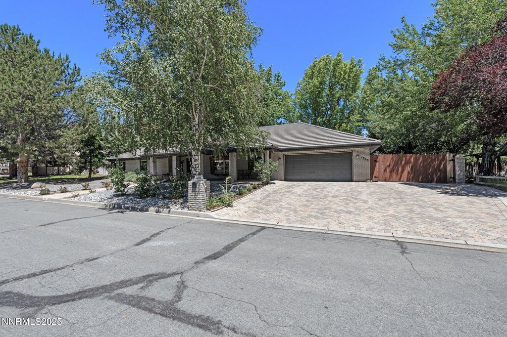 Carson City, Nevada, 89703, United States, 4 Bedrooms Bedrooms, ,3.5 BathroomsBathrooms,Residential,Forsale,1910323