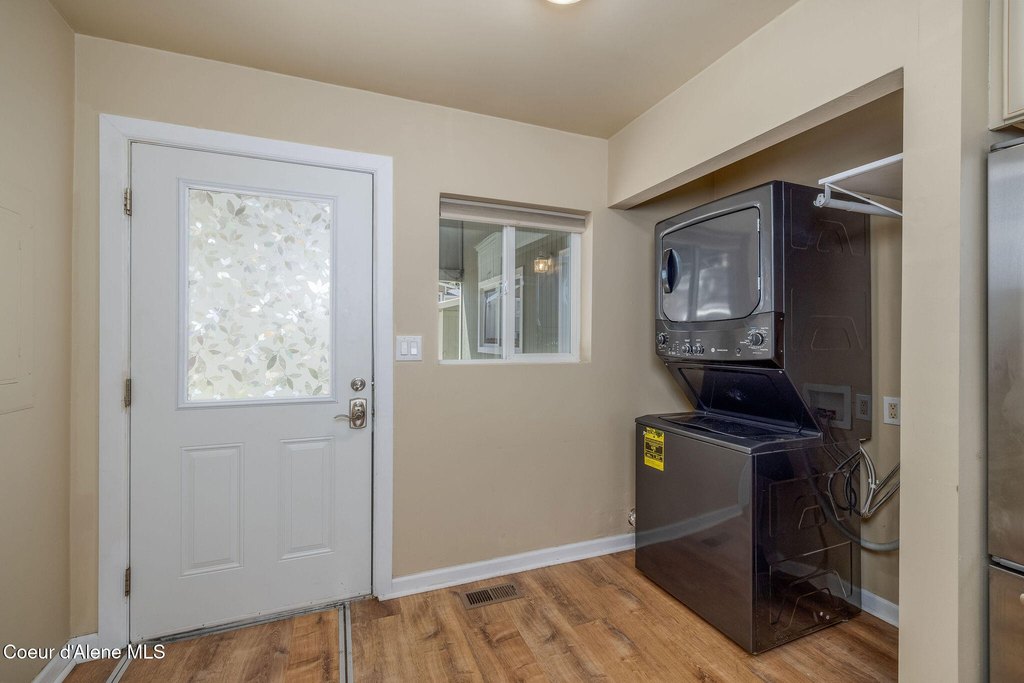 Coeur d'Alene, Idaho, 83814, United States, 3 Bedrooms Bedrooms, ,2.5 BathroomsBathrooms,Residential,Forsale,1913897