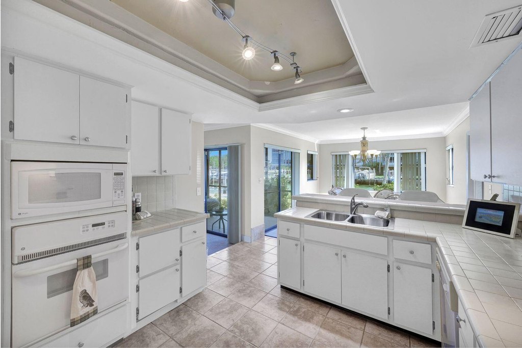 Marco Island, Florida, 34145, United States, 2 Bedrooms Bedrooms, ,2 BathroomsBathrooms,Residential,Forsale,1936199