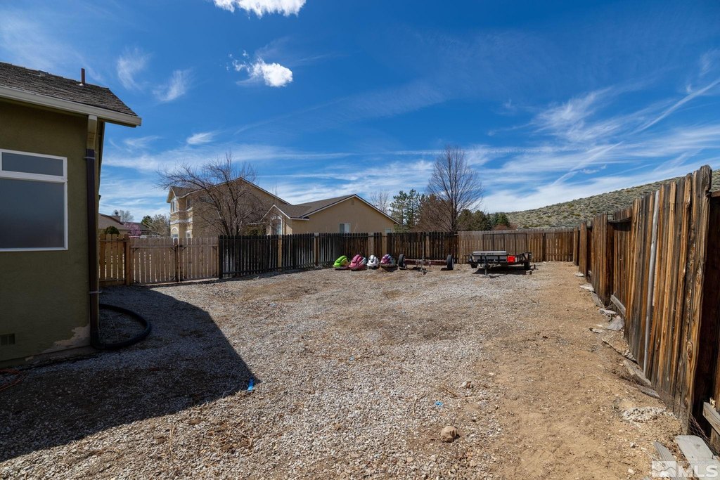 Reno, Nevada, 89508, United States, 4 Bedrooms Bedrooms, ,2 BathroomsBathrooms,Residential,Forsale,1910321