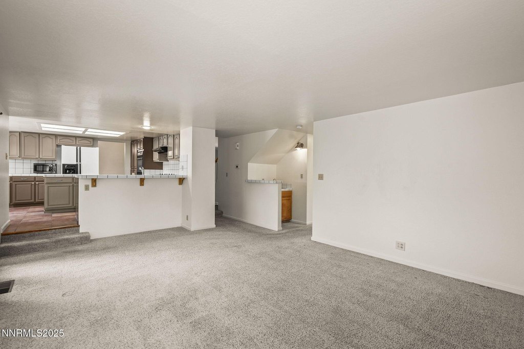 Sparks, Nevada, 89436, United States, 4 Bedrooms Bedrooms, ,3 BathroomsBathrooms,Residential,Forsale,1936737