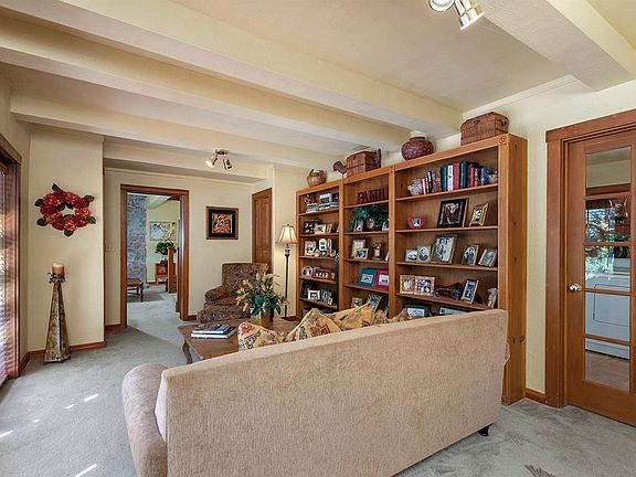 Sebastopol, California, 95472, United States, 2 Bedrooms Bedrooms, ,2 BathroomsBathrooms,Residential,Forsale,1997658