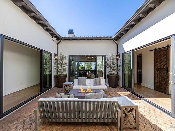 Santa Rosa, California, 95404, United States, 4 Bedrooms Bedrooms, ,6 BathroomsBathrooms,Residential,Forsale,1918981