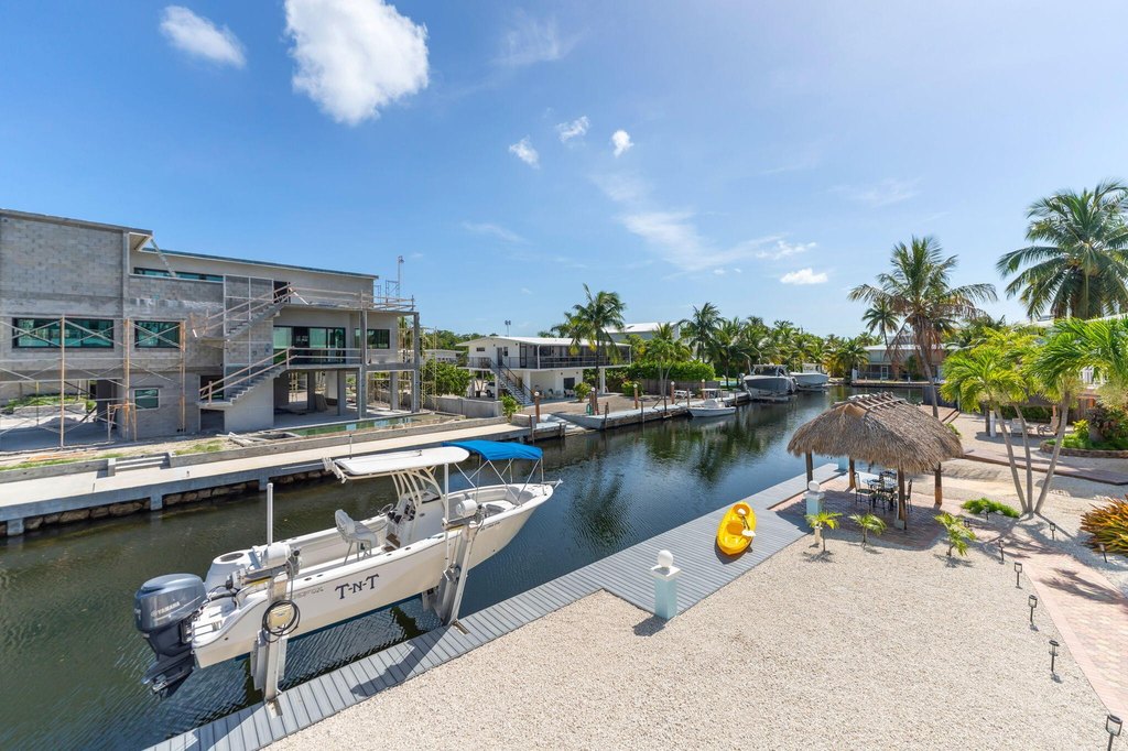 Key Largo, Florida, 33037, United States, 4 Bedrooms Bedrooms, ,3 BathroomsBathrooms,Residential,Forsale,1944412