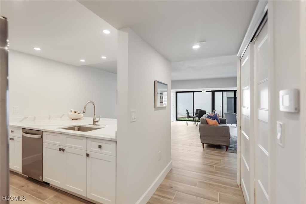 Sanibel, Florida, 33957, United States, 3 Bedrooms Bedrooms, ,2 BathroomsBathrooms,Residential,Forsale,1971954