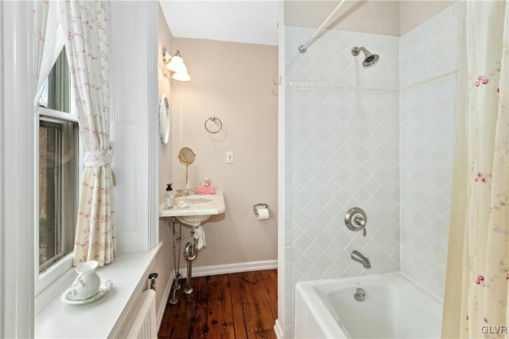 Springfield Twp, Pennsylvania, 18951, United States, 6 Bedrooms Bedrooms, ,4.5 BathroomsBathrooms,Residential,Forsale,2003974