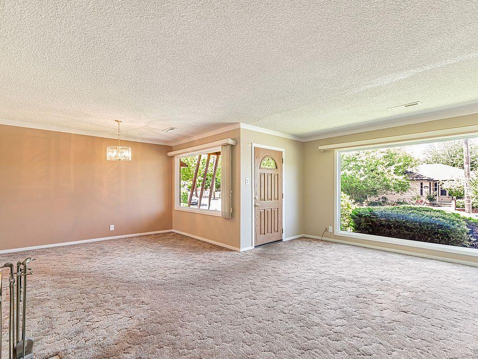 Santa Rosa, California, 95403, United States, 3 Bedrooms Bedrooms, ,1 BathroomBathrooms,Residential,Forsale,1918974