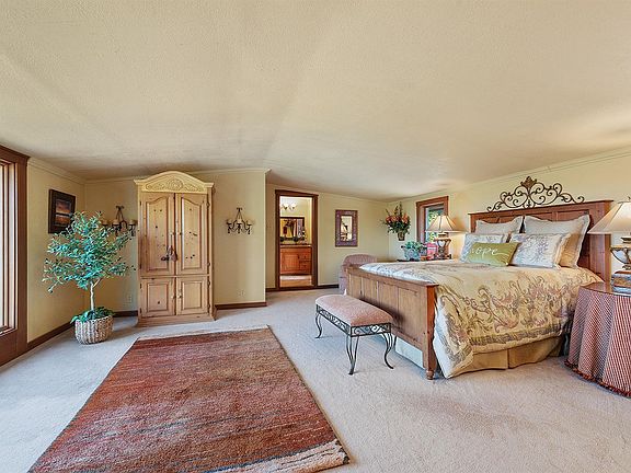 Sebastopol, California, 95472, United States, 2 Bedrooms Bedrooms, ,2 BathroomsBathrooms,Residential,Forsale,1997658