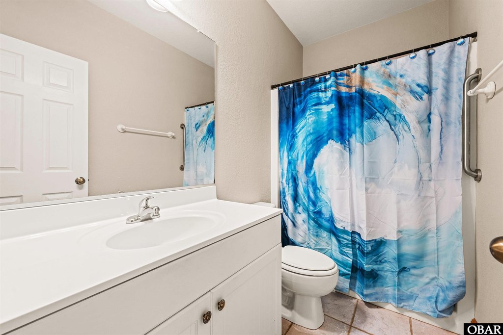 Kitty Hawk, North Carolina, 27949, United States, 4 Bedrooms Bedrooms, ,3 BathroomsBathrooms,Residential,Forsale,1914393