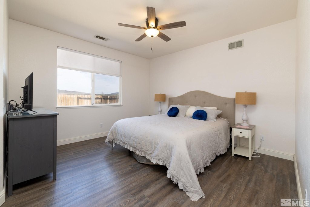 Reno, Nevada, 89508, United States, 4 Bedrooms Bedrooms, ,2 BathroomsBathrooms,Residential,Forsale,1910321