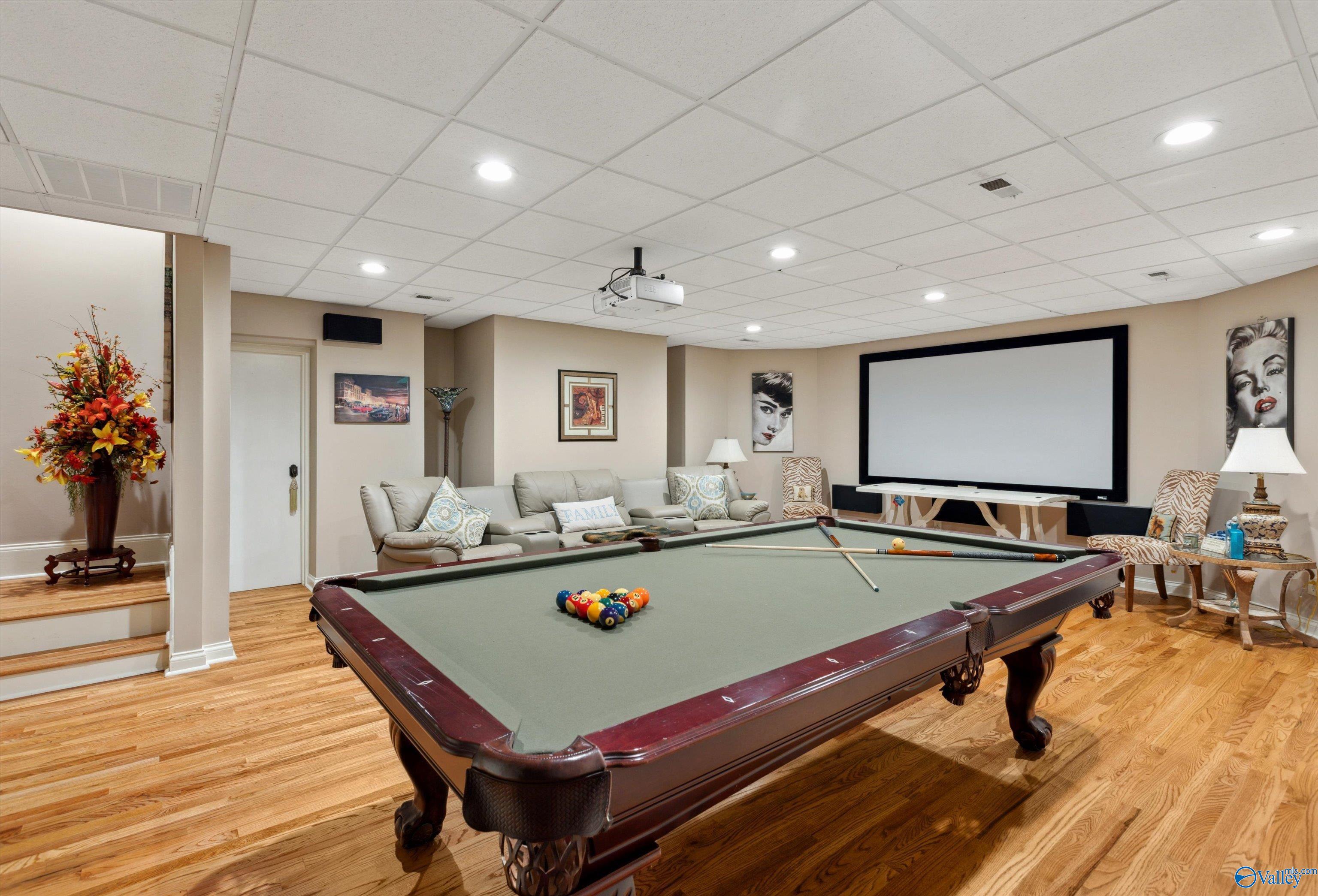 Huntsville, Alabama, 35801, United States, 6 Bedrooms Bedrooms, ,6.5 BathroomsBathrooms,Residential,Forsale,1997969