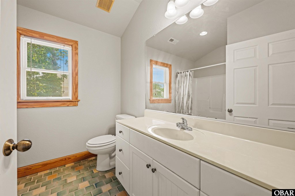 Kitty Hawk, North Carolina, 27949, United States, 4 Bedrooms Bedrooms, ,3 BathroomsBathrooms,Residential,Forsale,1914393
