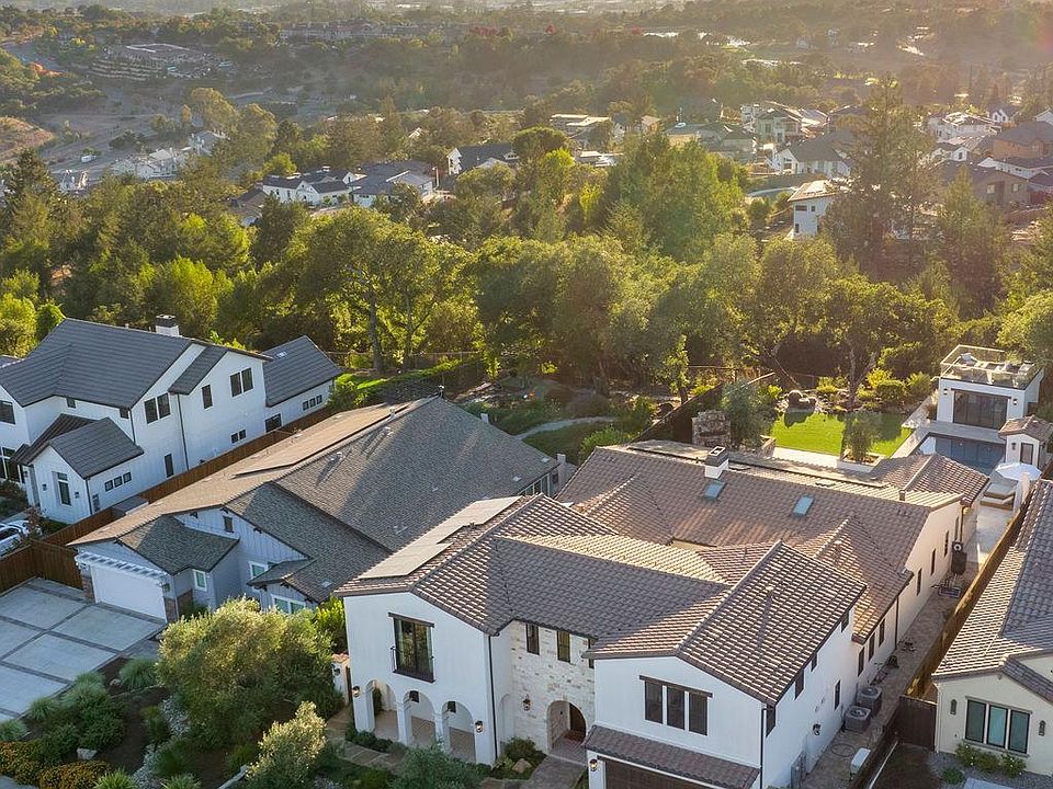 Santa Rosa, California, 95404, United States, 4 Bedrooms Bedrooms, ,6 BathroomsBathrooms,Residential,Forsale,1918981
