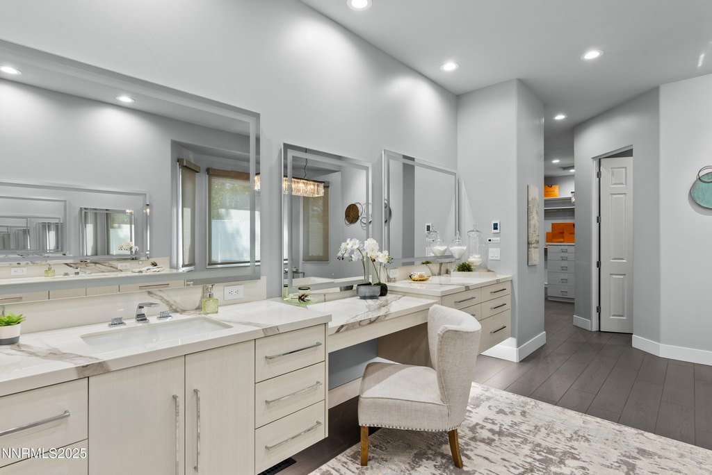 Reno, Nevada, 89519, United States, 4 Bedrooms Bedrooms, ,3.5 BathroomsBathrooms,Residential,Forsale,1936772