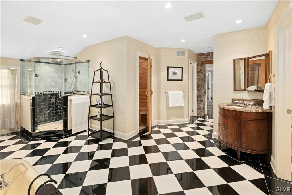 Springfield Twp, Pennsylvania, 18951, United States, 6 Bedrooms Bedrooms, ,4.5 BathroomsBathrooms,Residential,Forsale,2003974