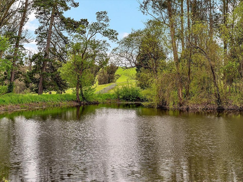 Petaluma, California, 94952, United States, 6 Bedrooms Bedrooms, ,5 BathroomsBathrooms,Residential,Forsale,1918976
