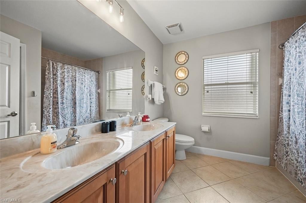 ESTERO, Florida, 33928, United States, 5 Bedrooms Bedrooms, ,3 BathroomsBathrooms,Residential,Forsale,1936229