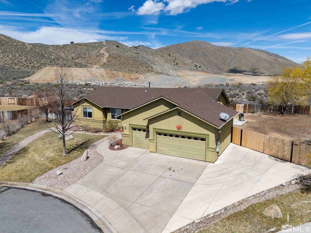 Reno, Nevada, 89508, United States, 4 Bedrooms Bedrooms, ,2 BathroomsBathrooms,Residential,Forsale,1910321