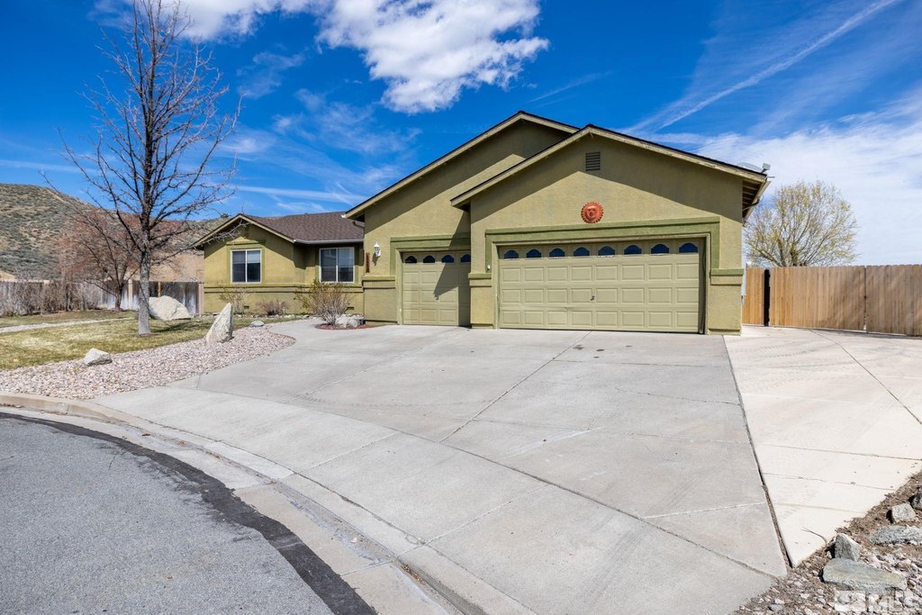 Reno, Nevada, 89508, United States, 4 Bedrooms Bedrooms, ,2 BathroomsBathrooms,Residential,Forsale,1910321