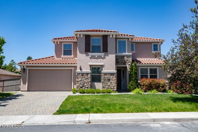 Reno, Nevada, 89512, United States, 5 Bedrooms Bedrooms, ,3 BathroomsBathrooms,Residential,Forsale,1910310