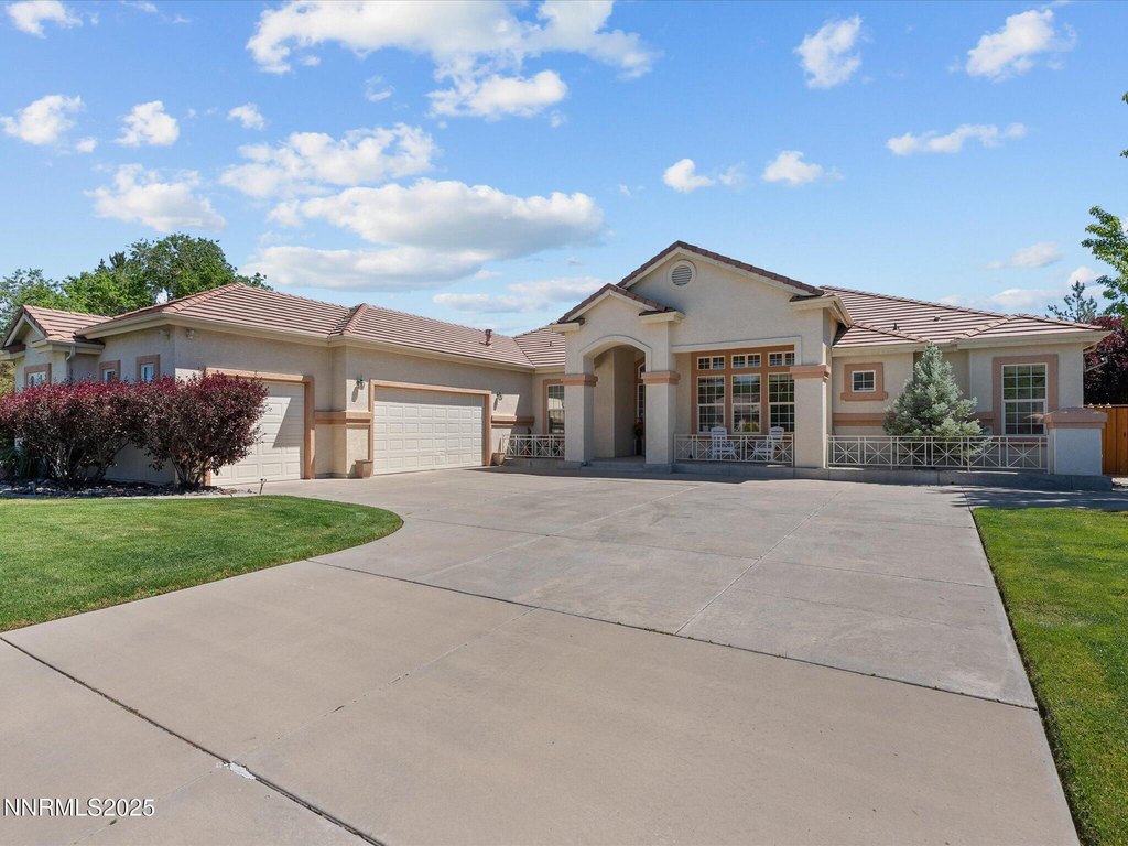 Sparks, Nevada, 89436, United States, 5 Bedrooms Bedrooms, ,3 BathroomsBathrooms,Residential,Forsale,1910324