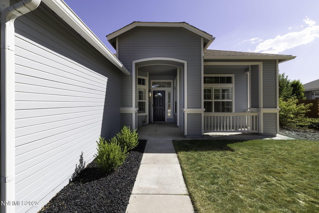 Sparks, Nevada, 89436, United States, 3 Bedrooms Bedrooms, ,2 BathroomsBathrooms,Residential,Forsale,1910316