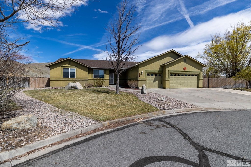 Reno, Nevada, 89508, United States, 4 Bedrooms Bedrooms, ,2 BathroomsBathrooms,Residential,Forsale,1910321