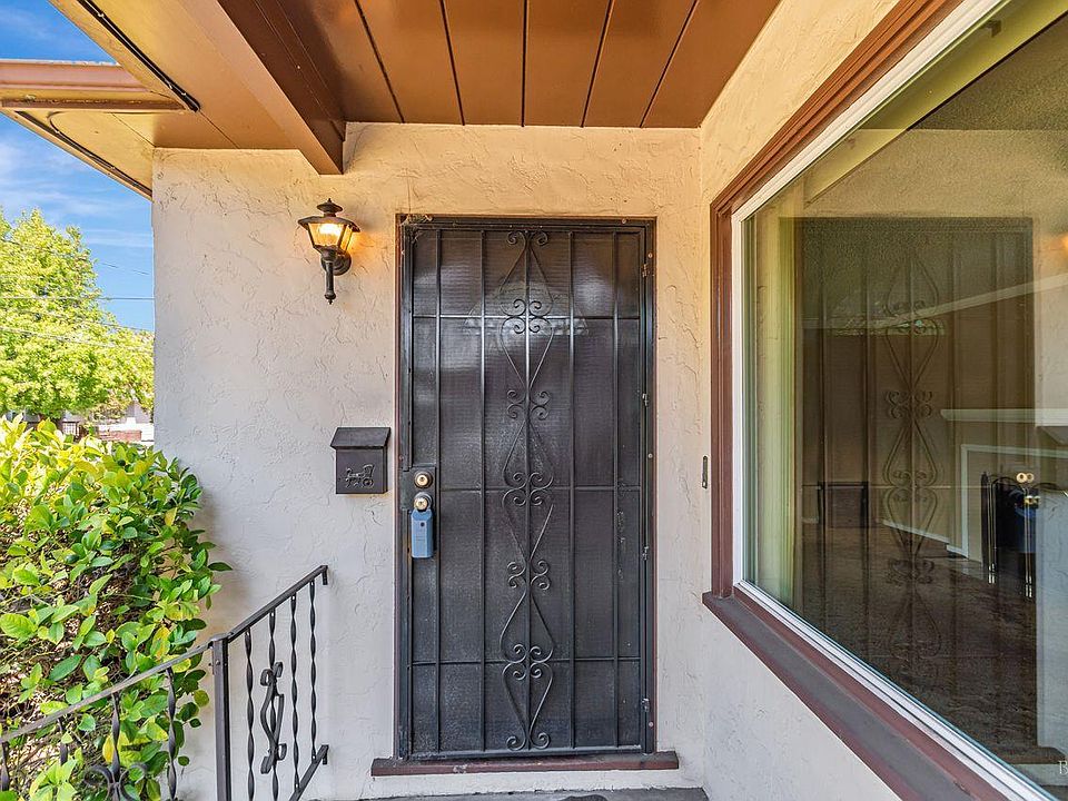 Santa Rosa, California, 95403, United States, 3 Bedrooms Bedrooms, ,1 BathroomBathrooms,Residential,Forsale,1918974