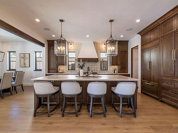 Santa Rosa, California, 95404, United States, 4 Bedrooms Bedrooms, ,6 BathroomsBathrooms,Residential,Forsale,1918981
