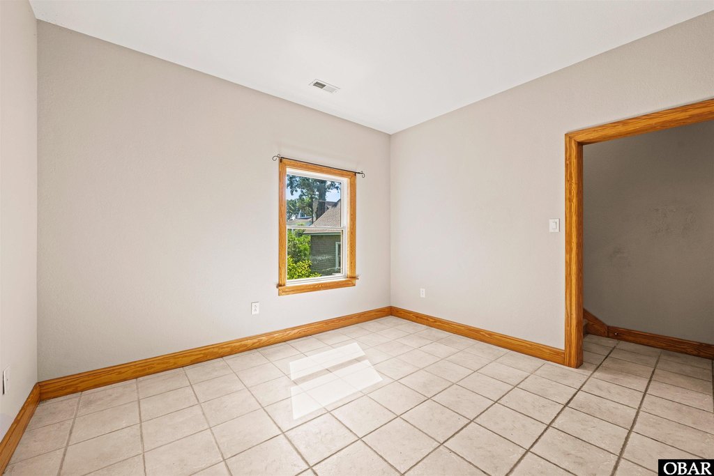 Kitty Hawk, North Carolina, 27949, United States, 4 Bedrooms Bedrooms, ,3 BathroomsBathrooms,Residential,Forsale,1914393